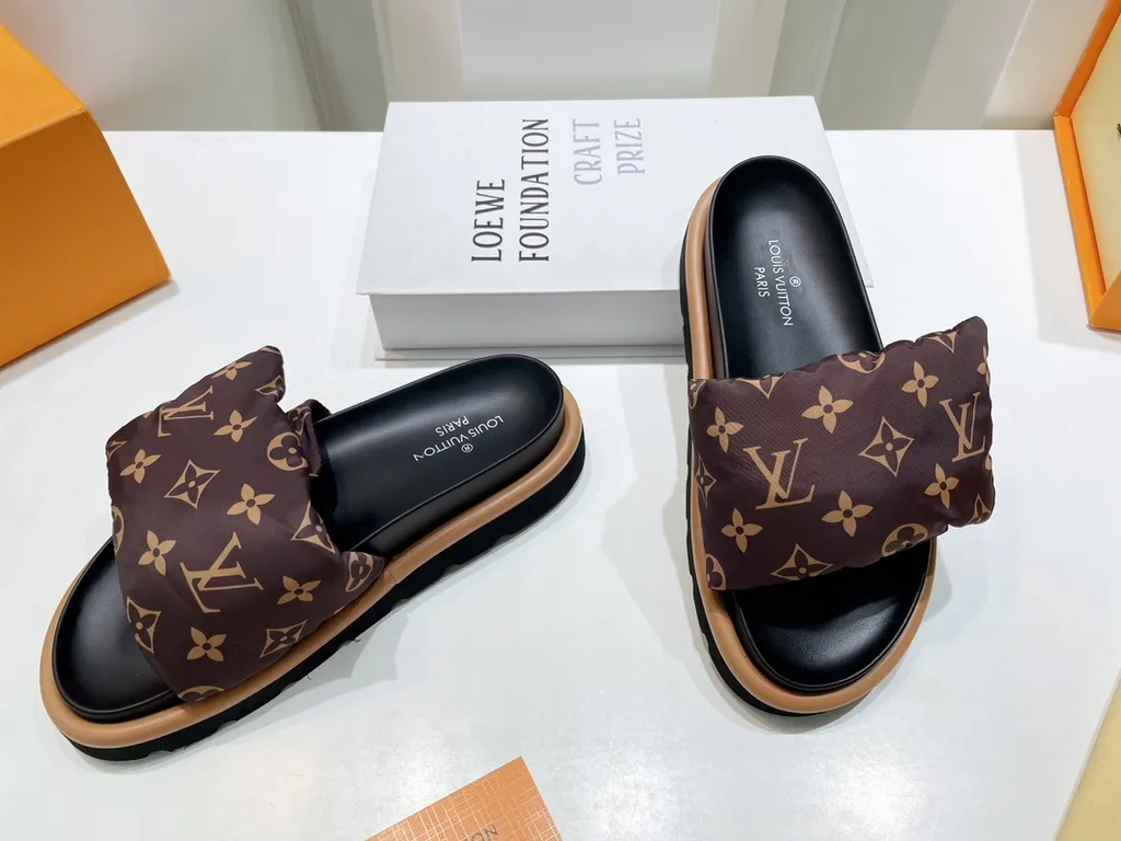 Louis Vuitton Shoe 